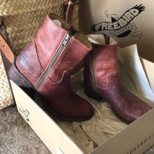 FREEBIRD by Steven! Austin leather boots! 🌵